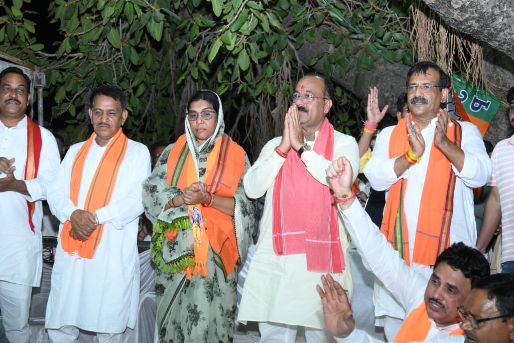 नगर पंचायत सहसपुर-लोहार उपचुनाव में होगी भाजपा की प्रचंड जीत, जनता विकास कार्यों पर लगाएगी मुहर : उप मुख्यमंत्री अरुण साव नगर पंचायत सहसपुर-लोहार उपचुनाव में होगी भाजपा की प्रचंड जीत, जनता विकास कार्यों पर लगाएगी मुहर : उप मुख्यमंत्री अरुण साव