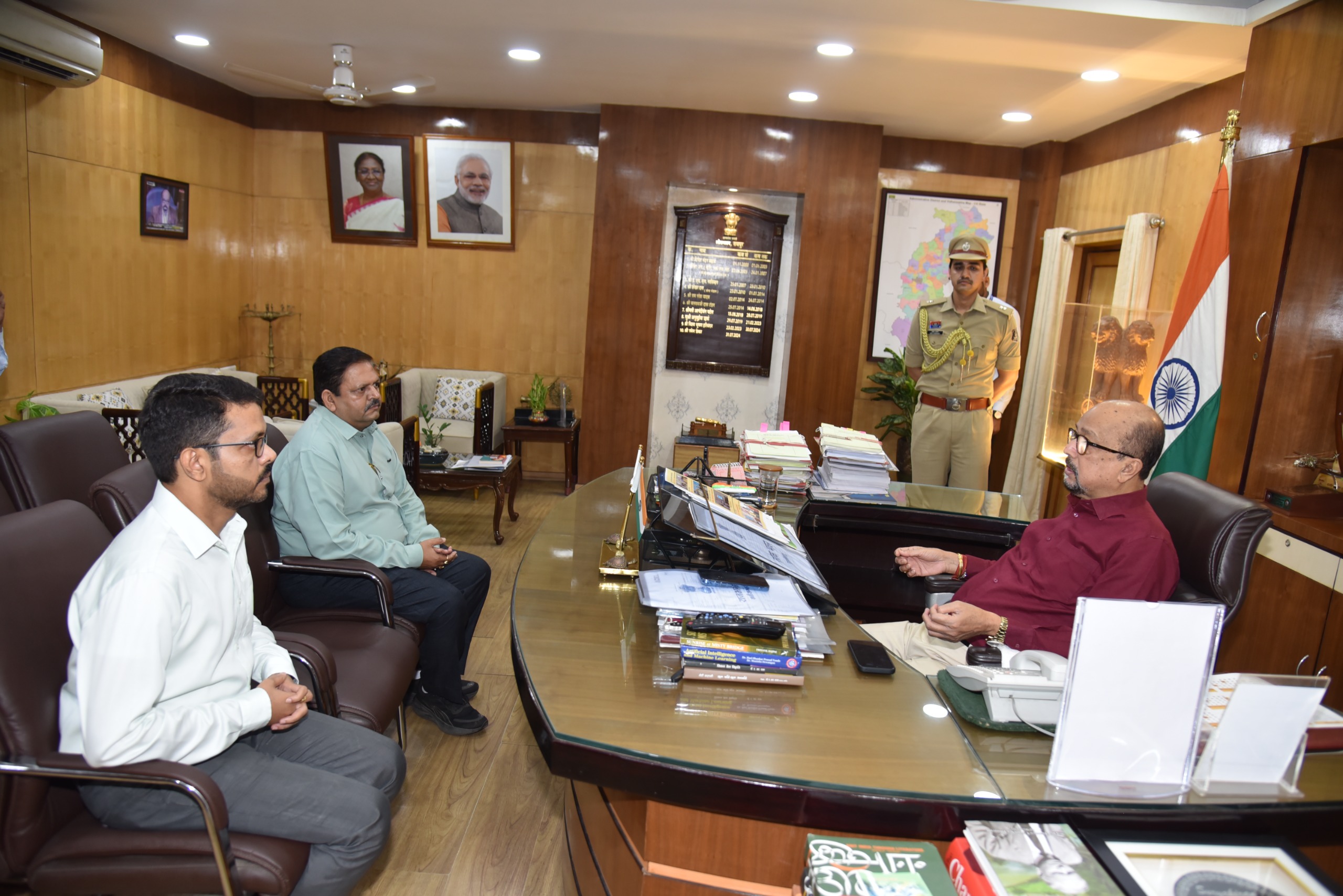 पर्यावरण संरक्षण के लिए जन जागरूकता बढ़ाएं- रमेन डेका