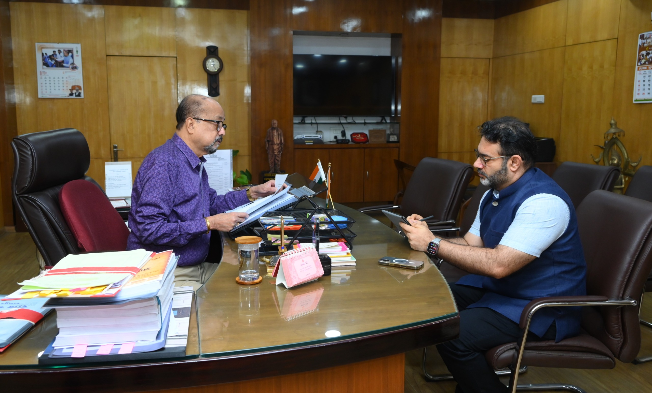 विशेष पिछड़ी जनजातियों के बच्चों की शिक्षा को प्राथमिकता दें- राज्यपाल डेका 