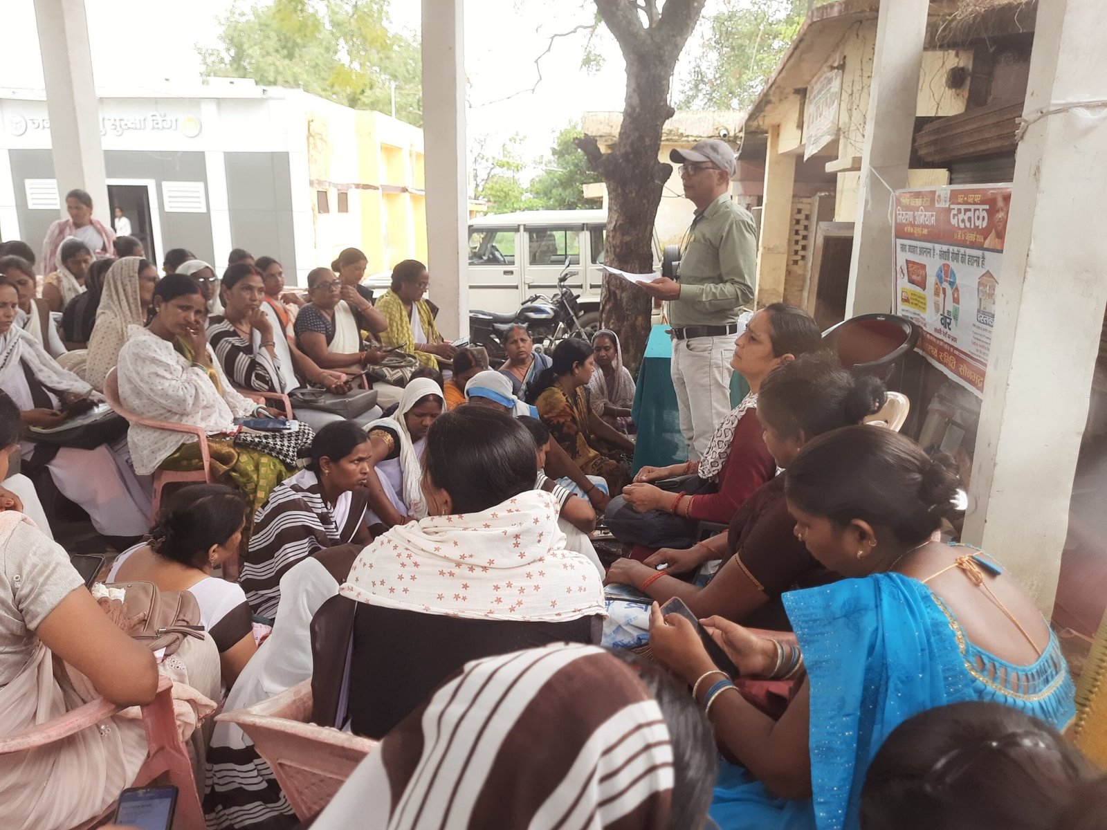 संचारी रोग नियंत्रण अभियान के अंतर्गत विशेष स्वच्छता एवं जनजागरूकता कार्यक्रम आयोजित। संचारी रोग नियंत्रण अभियान के अंतर्गत विशेष स्वच्छता एवं जनजागरूकता कार्यक्रम आयोजित।